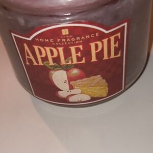 Avon Home Fragrance Apple Pie Candle